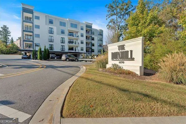 $3,400 | 6890 Peachtree Dunwo Road, Unit 303, Atlanta, GA 30328