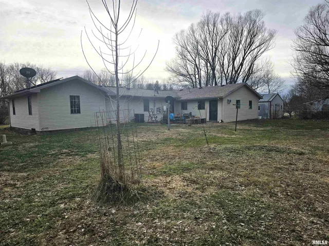 $209,900 | 15234 Highway 123, Tallula, IL 62688