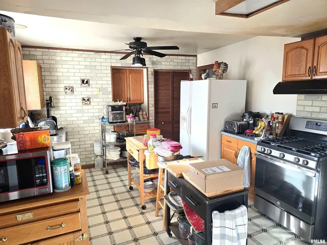 $209,900 | 15234 Highway 123, Tallula, IL 62688