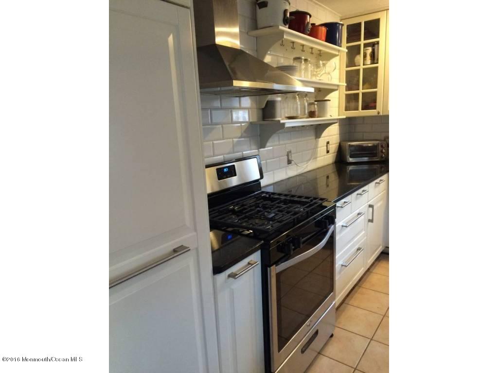 25 Branch Road Oakhurst, NJ 07755 - Photo 5 of 21 04-Photo 4
