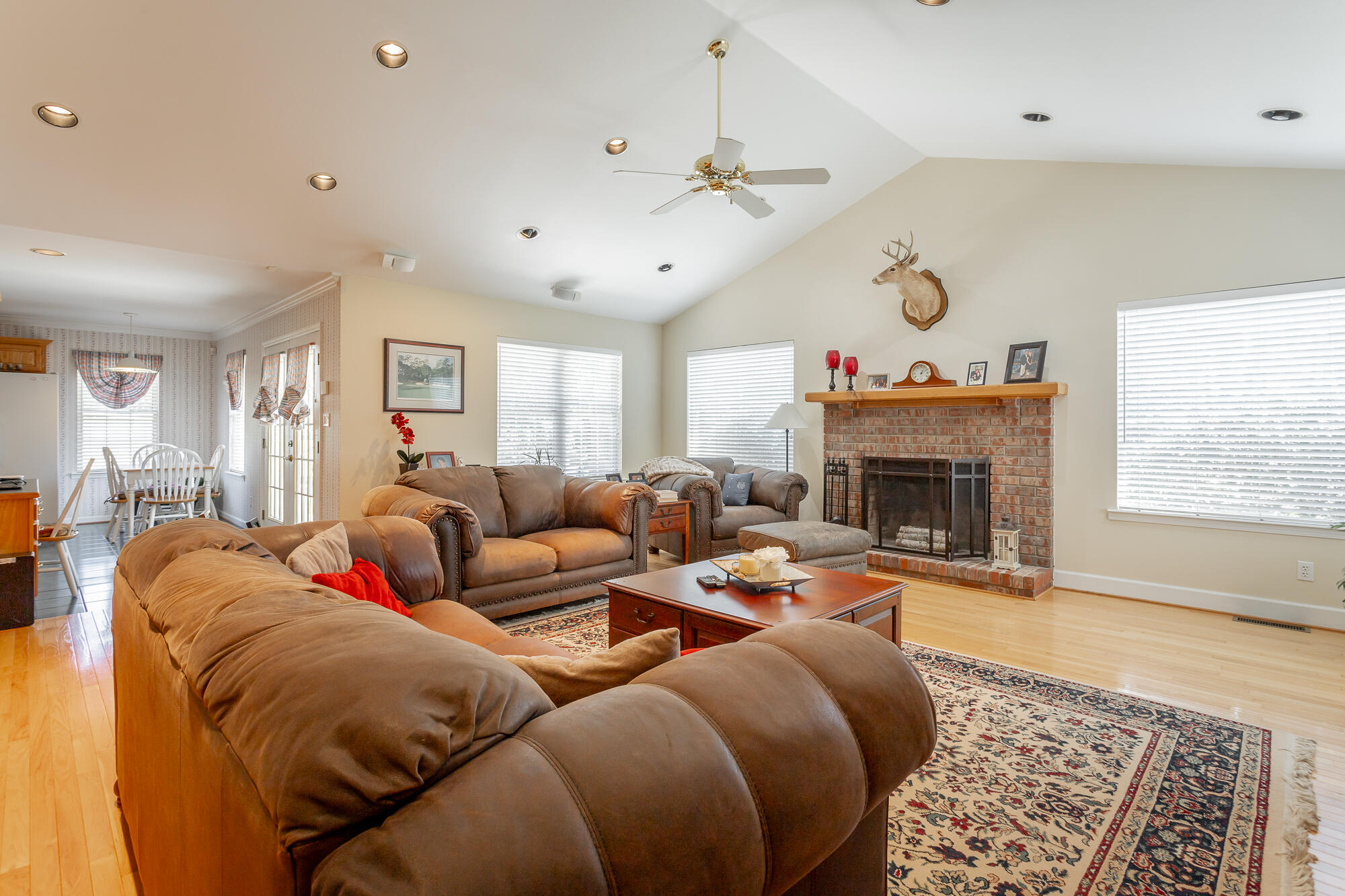 1431 Farming Rock Road Chickamauga, GA 30707 - Photo 23 of 59 Living Room