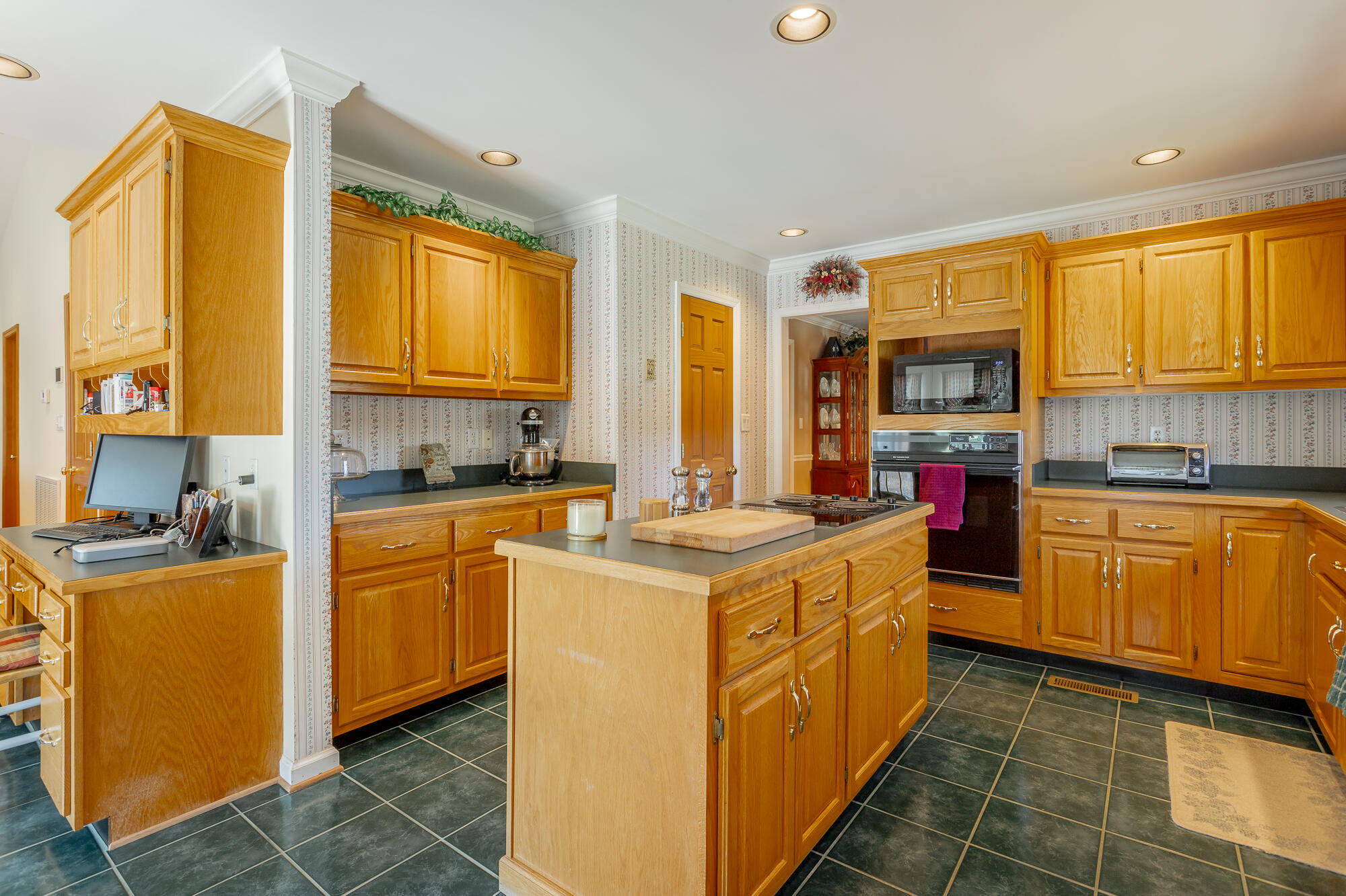 1431 Farming Rock Road Chickamauga, GA 30707 - Photo 24 of 59 Kitchen