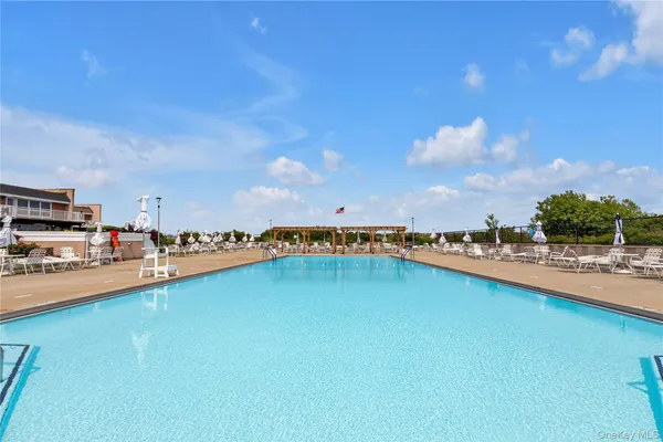 $897,000 | 750 Lido Boulevard, Unit 13B, Lido Beach, NY 11561