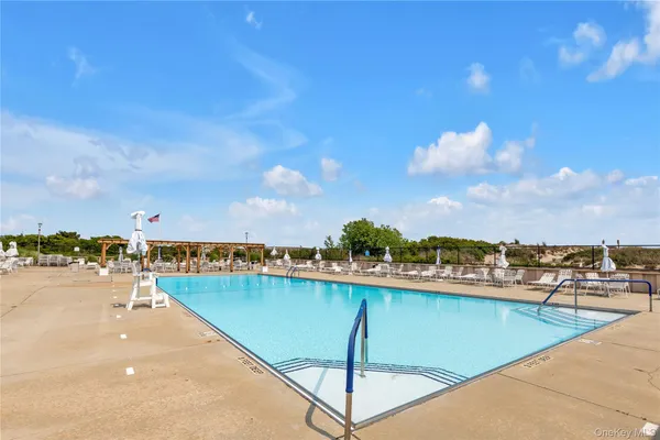 $897,000 | 750 Lido Boulevard, Unit 13B, Lido Beach, NY 11561