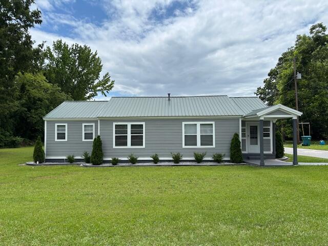 641 Ellington Avenue Thomson, GA 30824 - Photo 1 of 22 IMG_5302