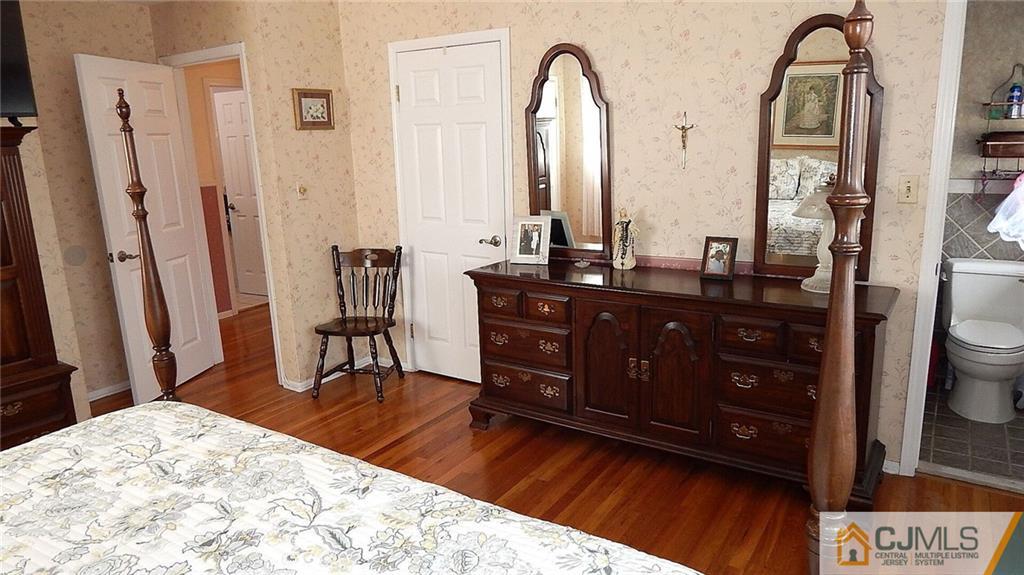 77 South Cliff Road Colonia, NJ 07067 - Photo 19 of 47 Gallery Image 19