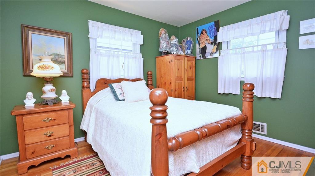 77 South Cliff Road Colonia, NJ 07067 - Photo 27 of 47 Gallery Image 27