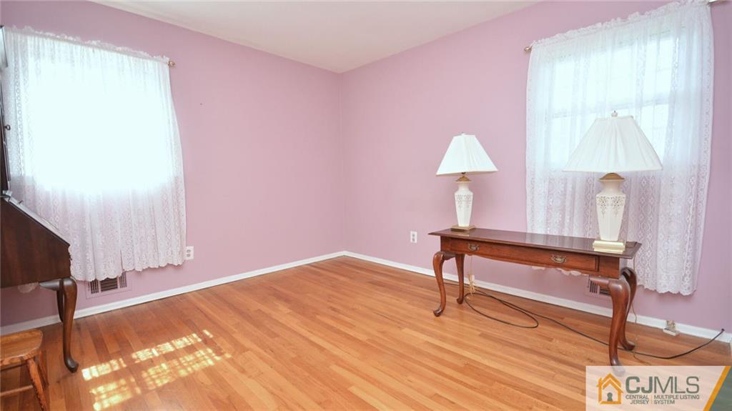 77 South Cliff Road Colonia, NJ 07067 - Photo 29 of 47 Gallery Image 29