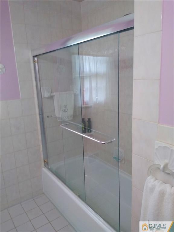 77 South Cliff Road Colonia, NJ 07067 - Photo 34 of 47 Gallery Image 34