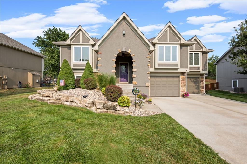 911 Chisam Road Kearney, MO 64060 - Photo 2 of 47 Gallery Image 2