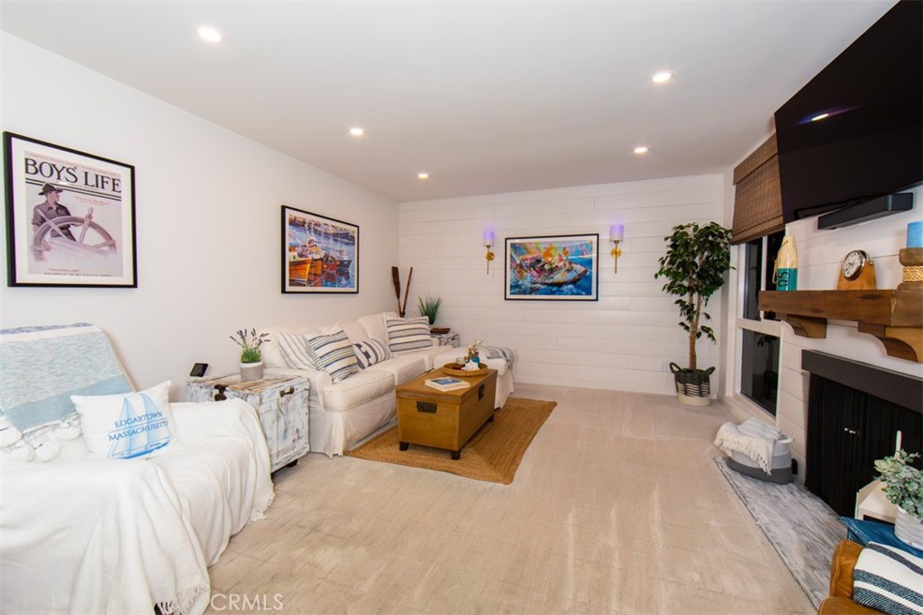 28121 Highridge Road Rancho Palos Verdes, CA 90275 - Photo 3 of 45