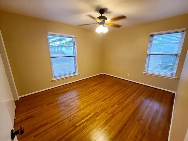 $2,100 | 1830 Viewcrest Drive, Dallas, TX 75228