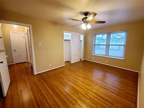 $2,100 | 1830 Viewcrest Drive, Dallas, TX 75228