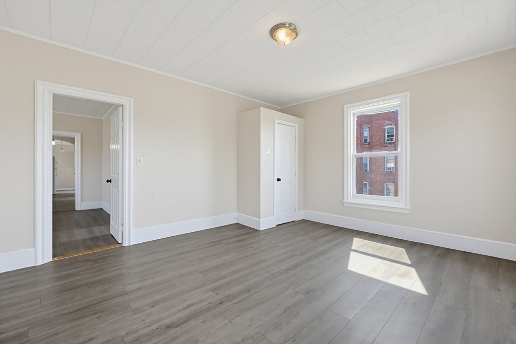 230 Pleasant Street Worcester, MA 01609 - Photo 23 of 41