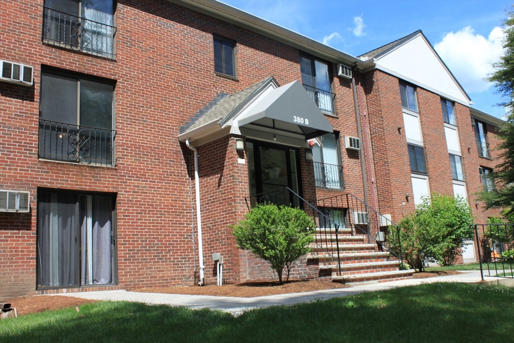 380a Great Road, Unit B 303 Acton, MA 01720 - Photo 2 of 18