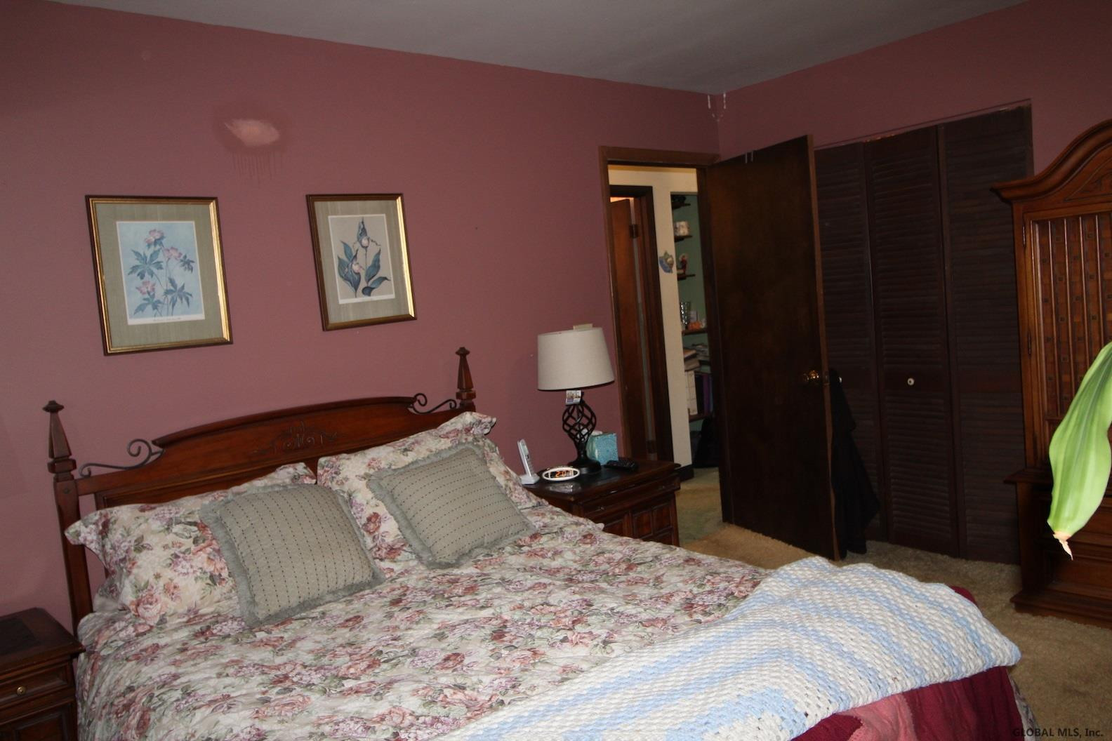 29 Jones Road Saratoga Springs, NY 12866 - Photo 15 of 28 Photo 15