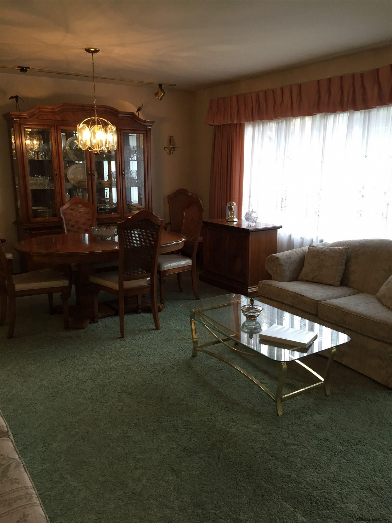 29 Jones Road Saratoga Springs, NY 12866 - Photo 7 of 28 Photo 7