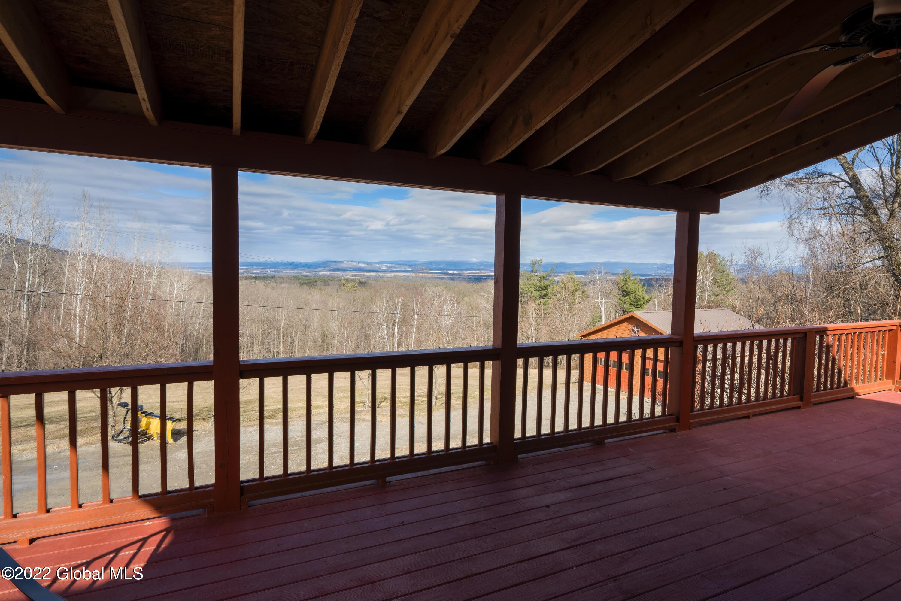 262 Middle Road Crown Point, NY 12928 - Photo 4 of 37 Untitled_HDR-5