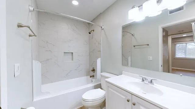 $1,900 | 810 Bellevue Road, Unit 213, Nashville, TN 37221