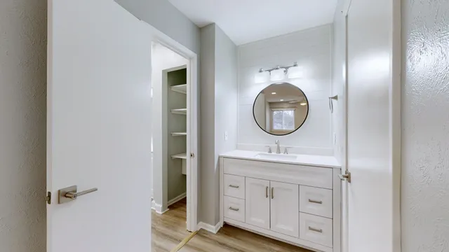 $1,900 | 810 Bellevue Road, Unit 213, Nashville, TN 37221