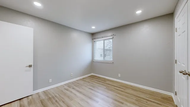 $1,900 | 810 Bellevue Road, Unit 213, Nashville, TN 37221