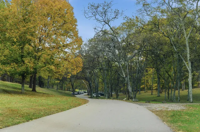 $1,900 | 810 Bellevue Road, Unit 213, Nashville, TN 37221