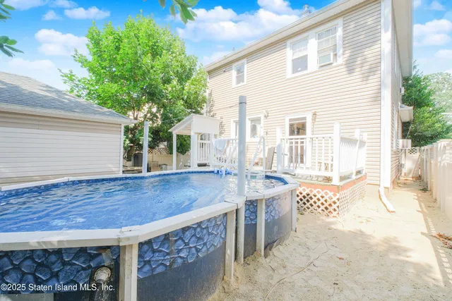 a picture of a bench in front of door
