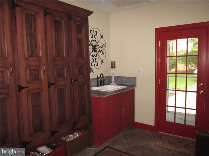 977 Jefferis Bridge Road West Chester, PA 19382 - Photo 11 of 25 Mud Room