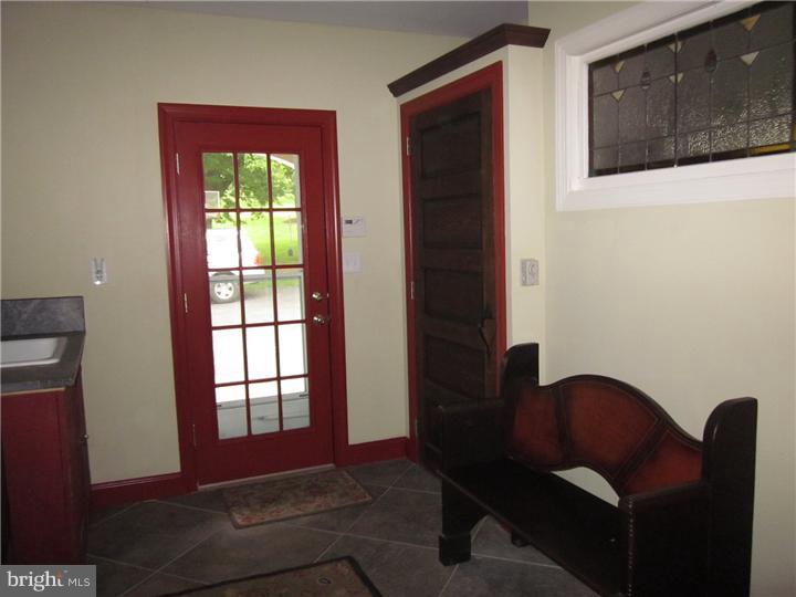 977 Jefferis Bridge Road West Chester, PA 19382 - Photo 12 of 25 Mud Room
