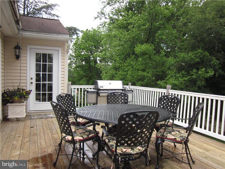 977 Jefferis Bridge Road West Chester, PA 19382 - Photo 23 of 25 Deck