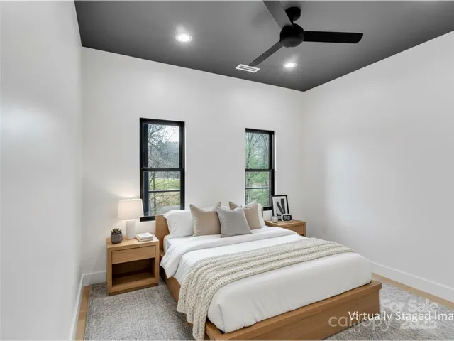 $875,000 | 130 Midway Crossing Drive, Clyde, NC 28721