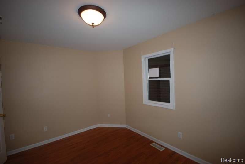 7887 Blue Bush Road Maybee, MI 48159 - Photo 5 of 9 Bedroom 1