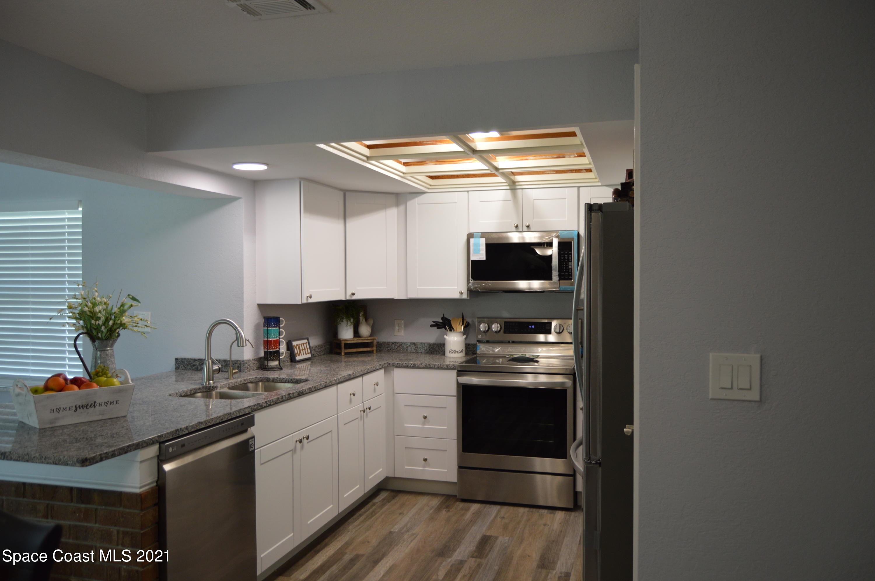 3941 Burkholm Road Mims, FL 32754 - Photo 4 of 19 DSC_0059