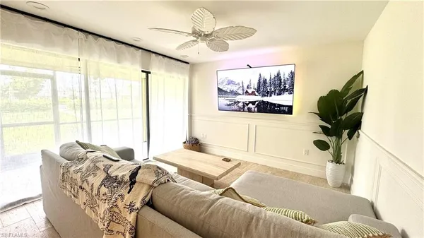 $2,700 | 640 Augusta Boulevard, Unit 3, Naples, FL 34113
