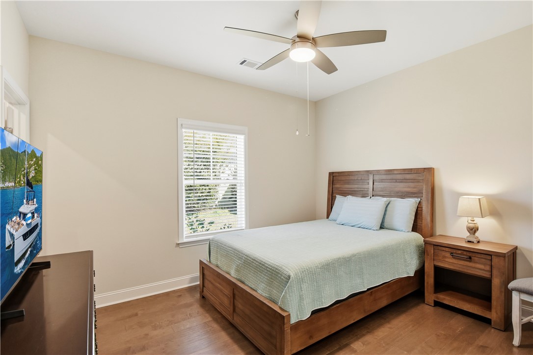 18 Edenham Court Brunswick, GA 31523 - Photo 21 of 32 3rd bedroom with plenty of room for everyone!