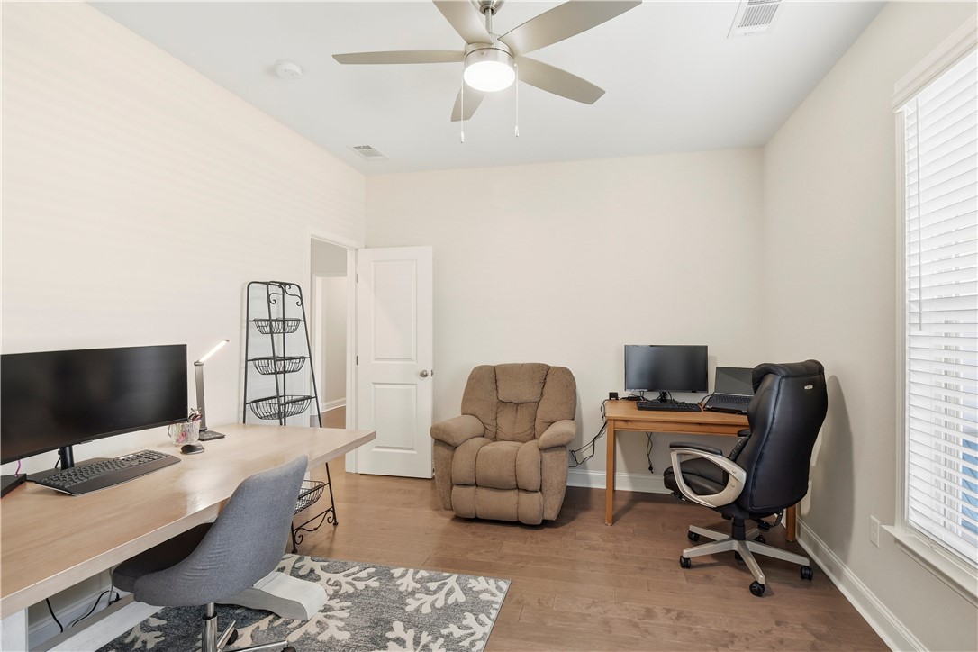 18 Edenham Court Brunswick, GA 31523 - Photo 25 of 32 another view of 4th br/office
