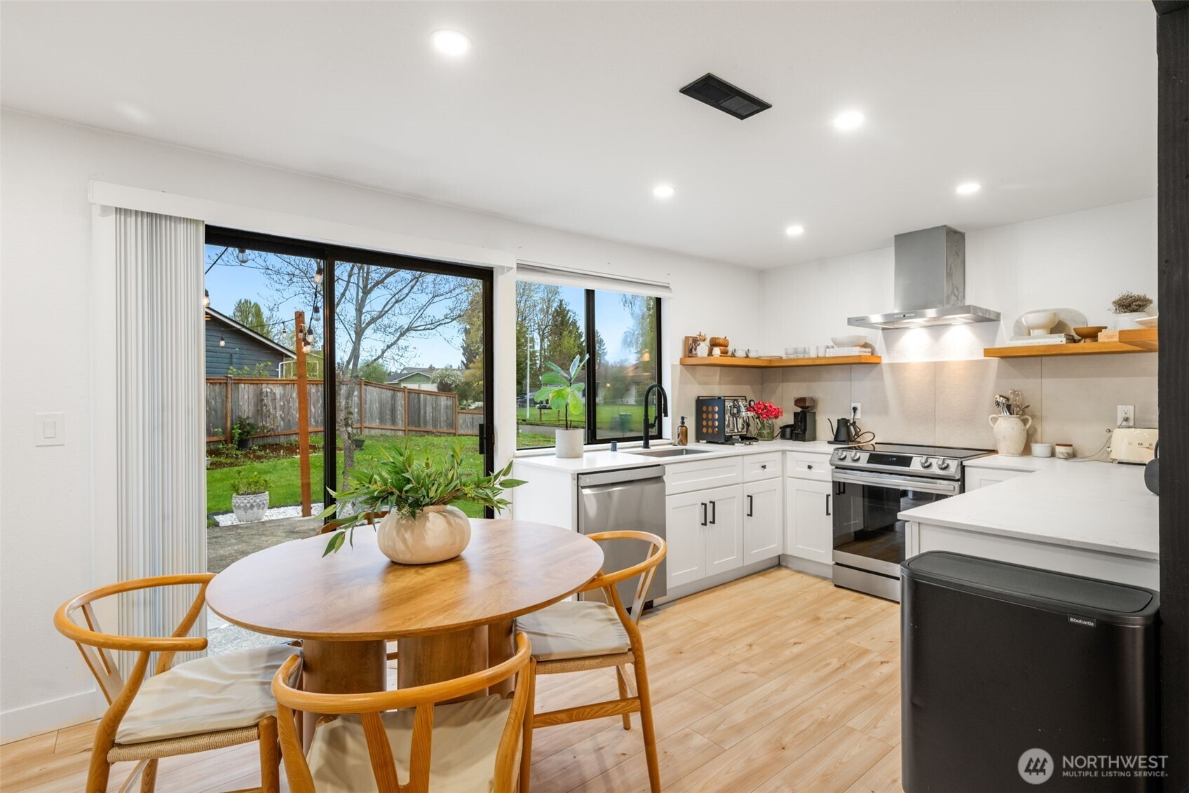 327 213th Place Southwest Bothell, WA 98021 - Photo 11 of 34