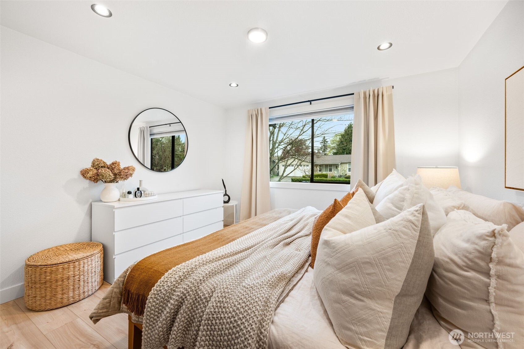 327 213th Place Southwest Bothell, WA 98021 - Photo 17 of 34