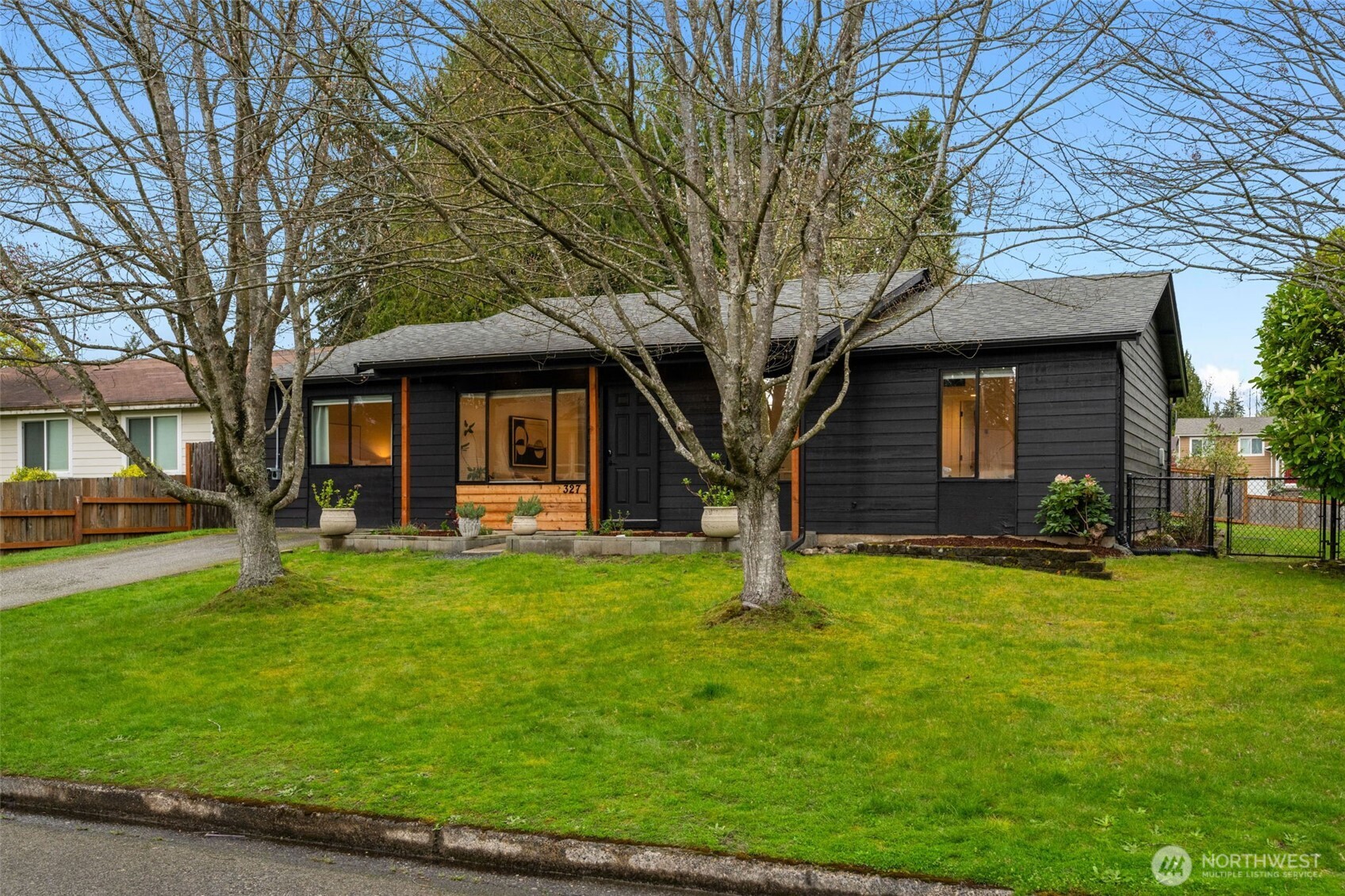 327 213th Place Southwest Bothell, WA 98021 - Photo 2 of 34