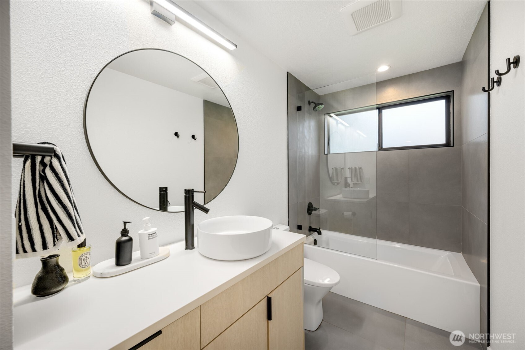 327 213th Place Southwest Bothell, WA 98021 - Photo 29 of 34