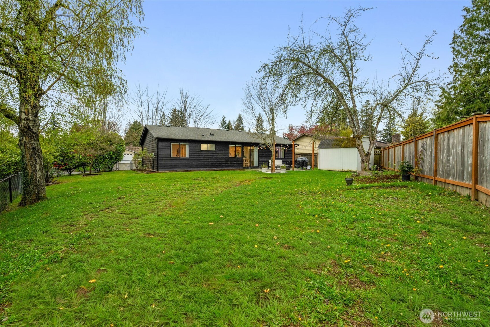 327 213th Place Southwest Bothell, WA 98021 - Photo 30 of 34
