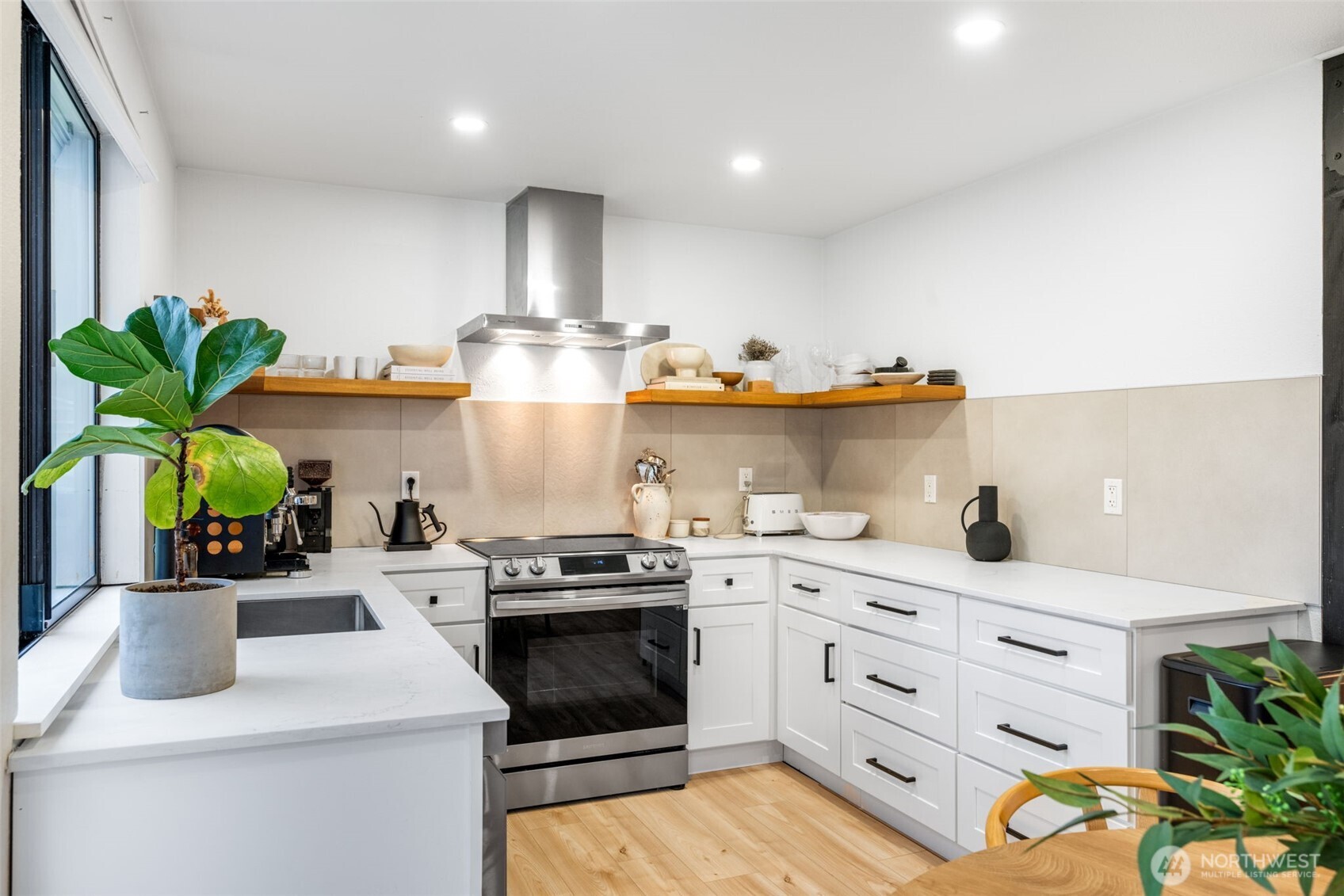 327 213th Place Southwest Bothell, WA 98021 - Photo 8 of 34