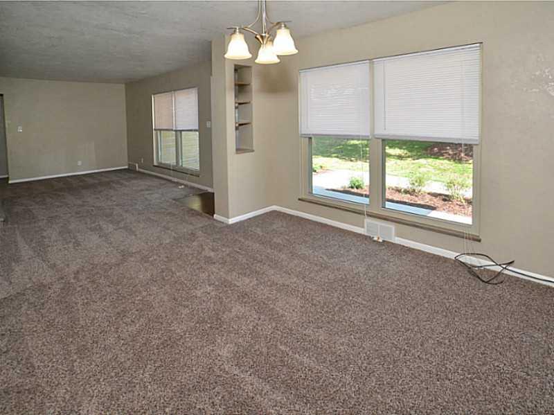 329 Center New Texas Road Plum, PA 15239 - Photo 9 of 24 Dining Room.