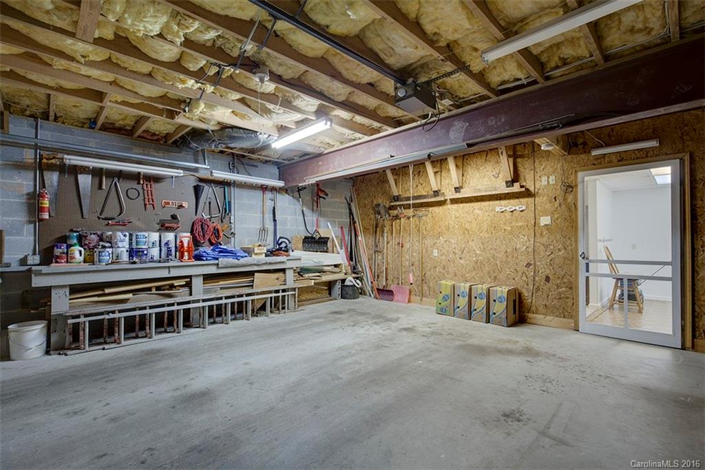 366 Tiptop Road, Unit 11 Brevard, NC 28712 - Photo 12 of 20 Gallery Image 12