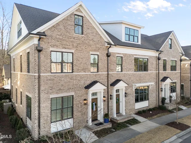 $812,500 | 946 Watercolor Way, Durham, NC 27713