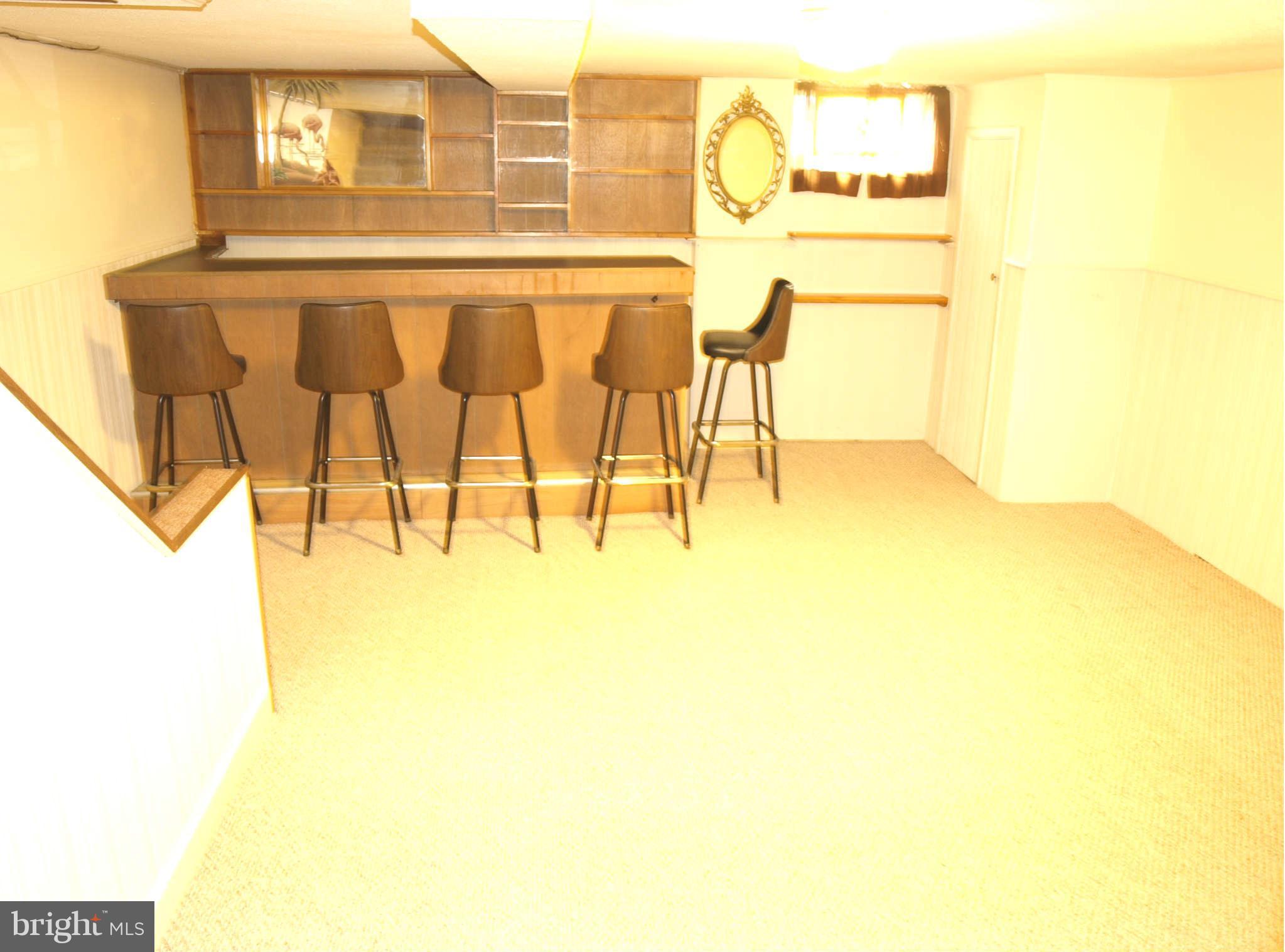 302 Arden Road West Baltimore, MD 21225 - Photo 24 of 30 Family Room