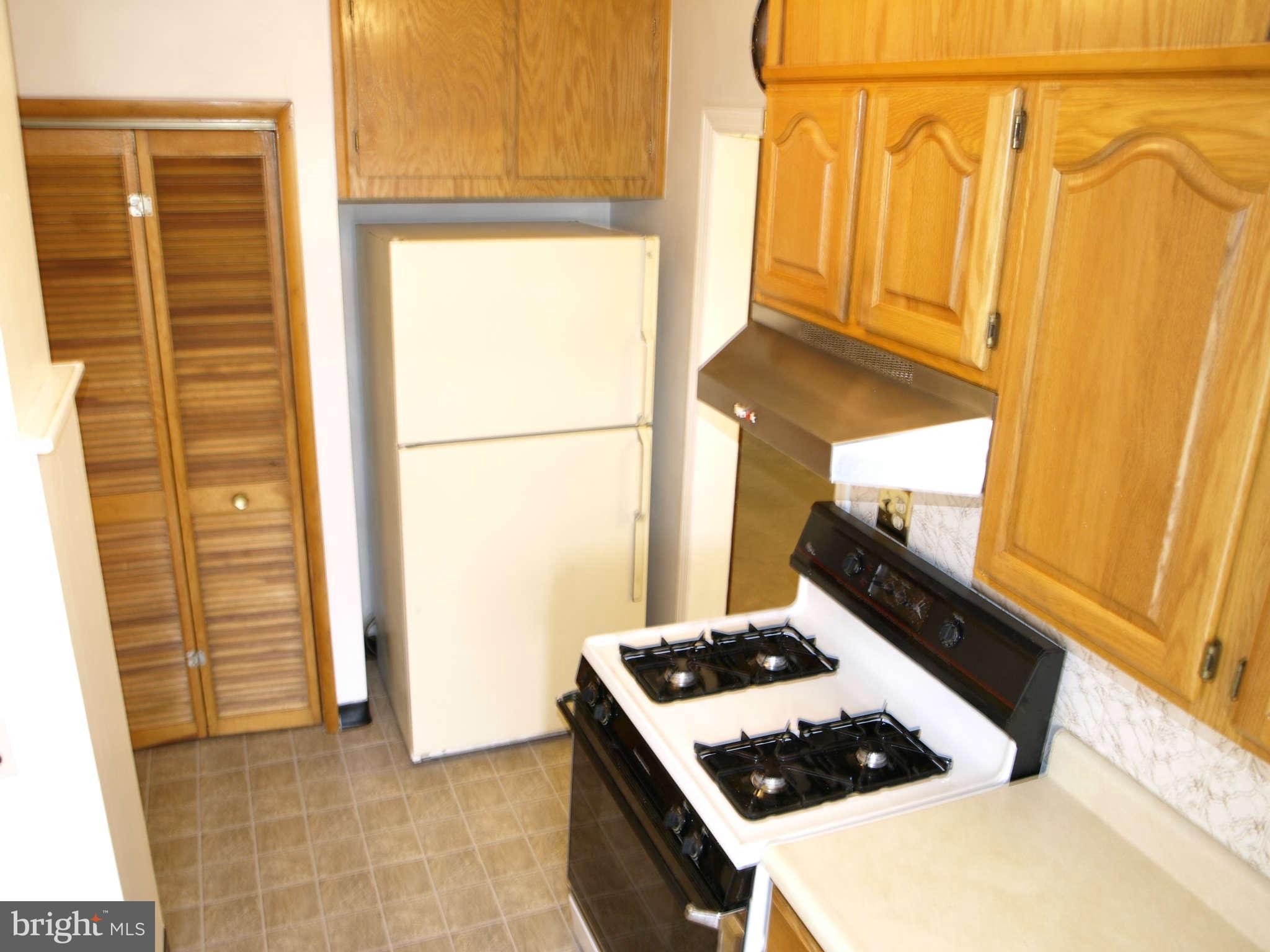 302 Arden Road West Baltimore, MD 21225 - Photo 25 of 30 Kitchen