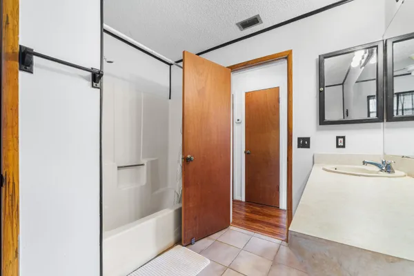 $275,000 | 1120 Southwest 8th Court, Okeechobee, FL 34974