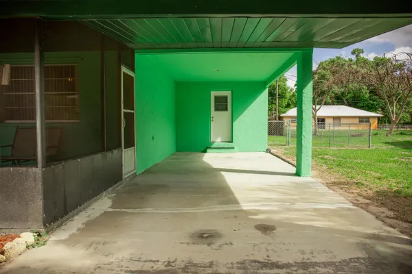 $275,000 | 1120 Southwest 8th Court, Okeechobee, FL 34974