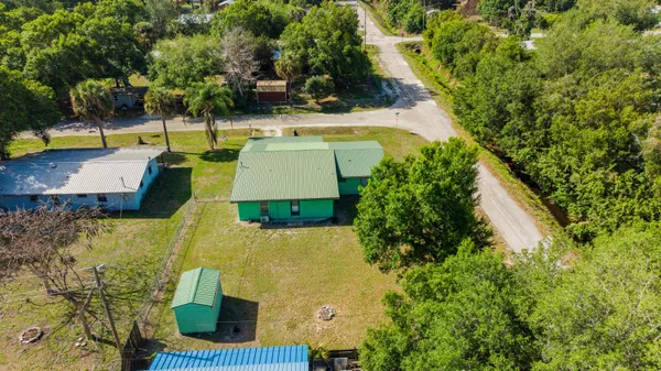 $275,000 | 1120 Southwest 8th Court, Okeechobee, FL 34974